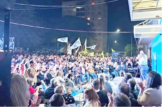 Golia explotó la plaza