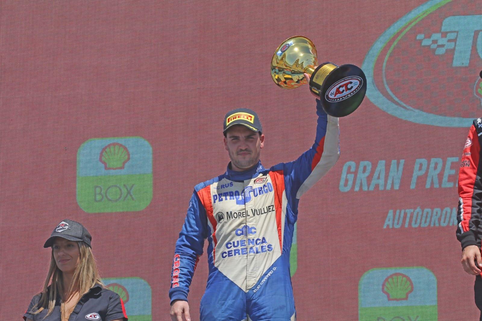 Elio Craparo cerca del objetivo