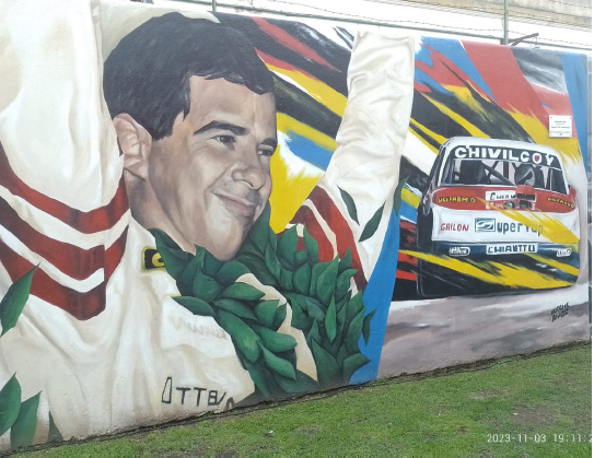Emotivo homenaje con la presentación del mural a Roberto 'Tito' Urretavizcaya