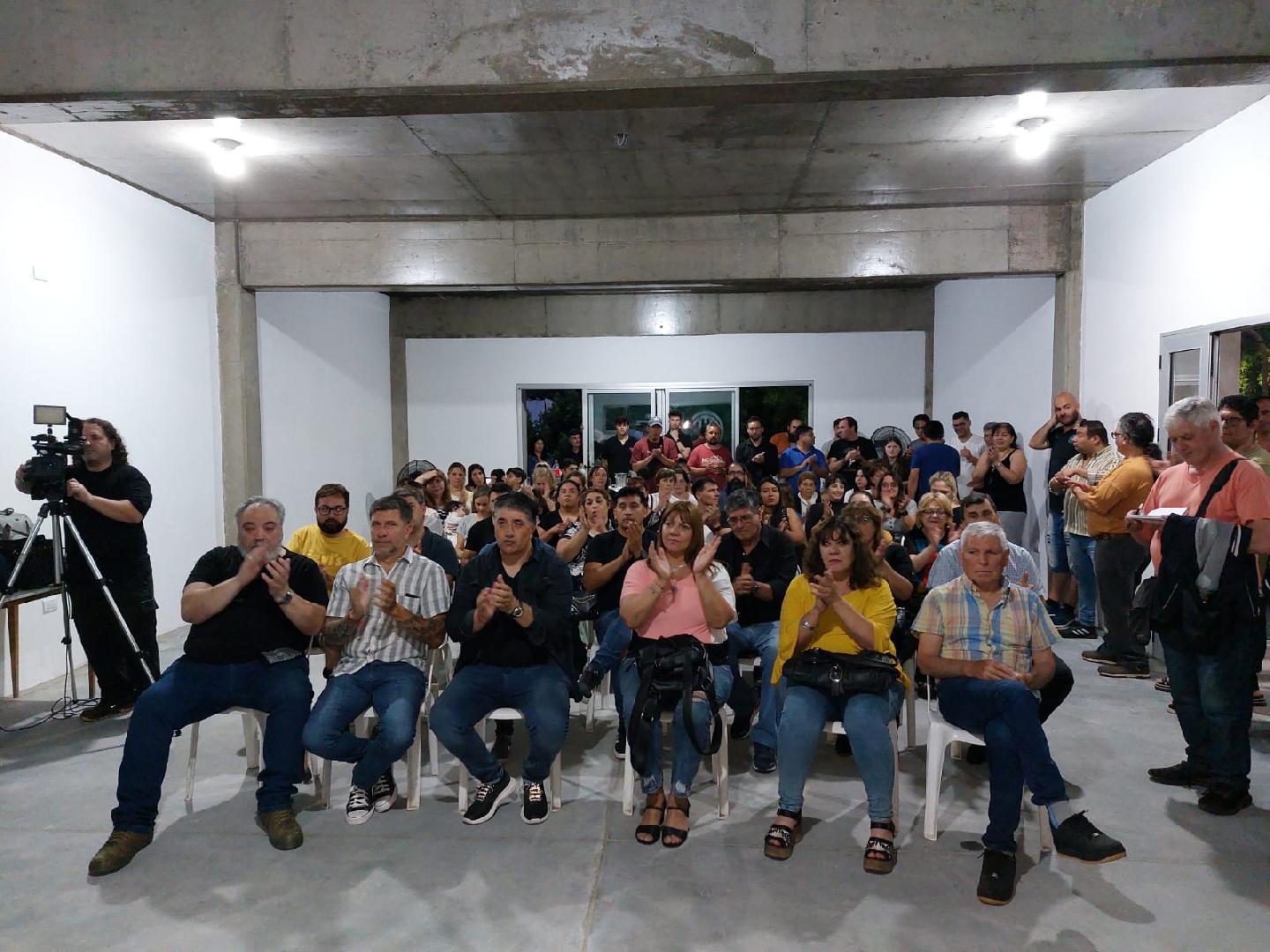 'Debemos mantener el equilibrio entre la lucha y el trabajo social'