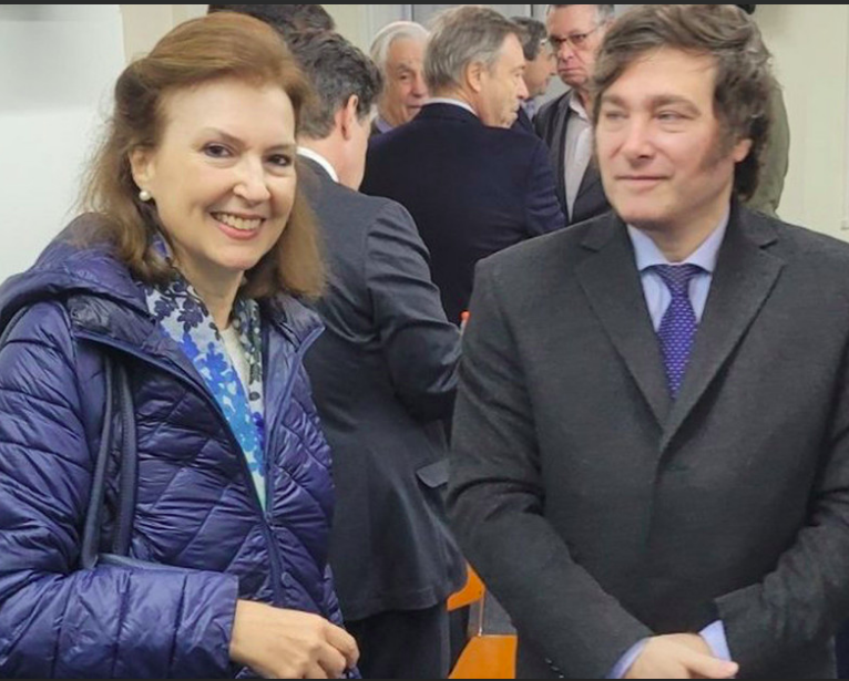 Dos noticias, un rumbo