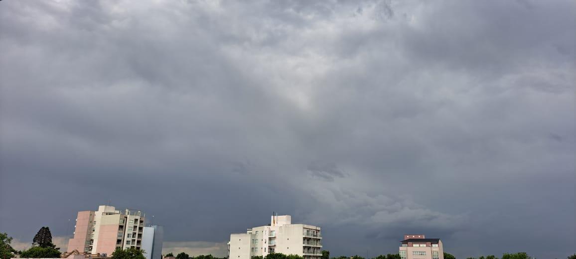 Rige alerta amarillo hasta las 21:00