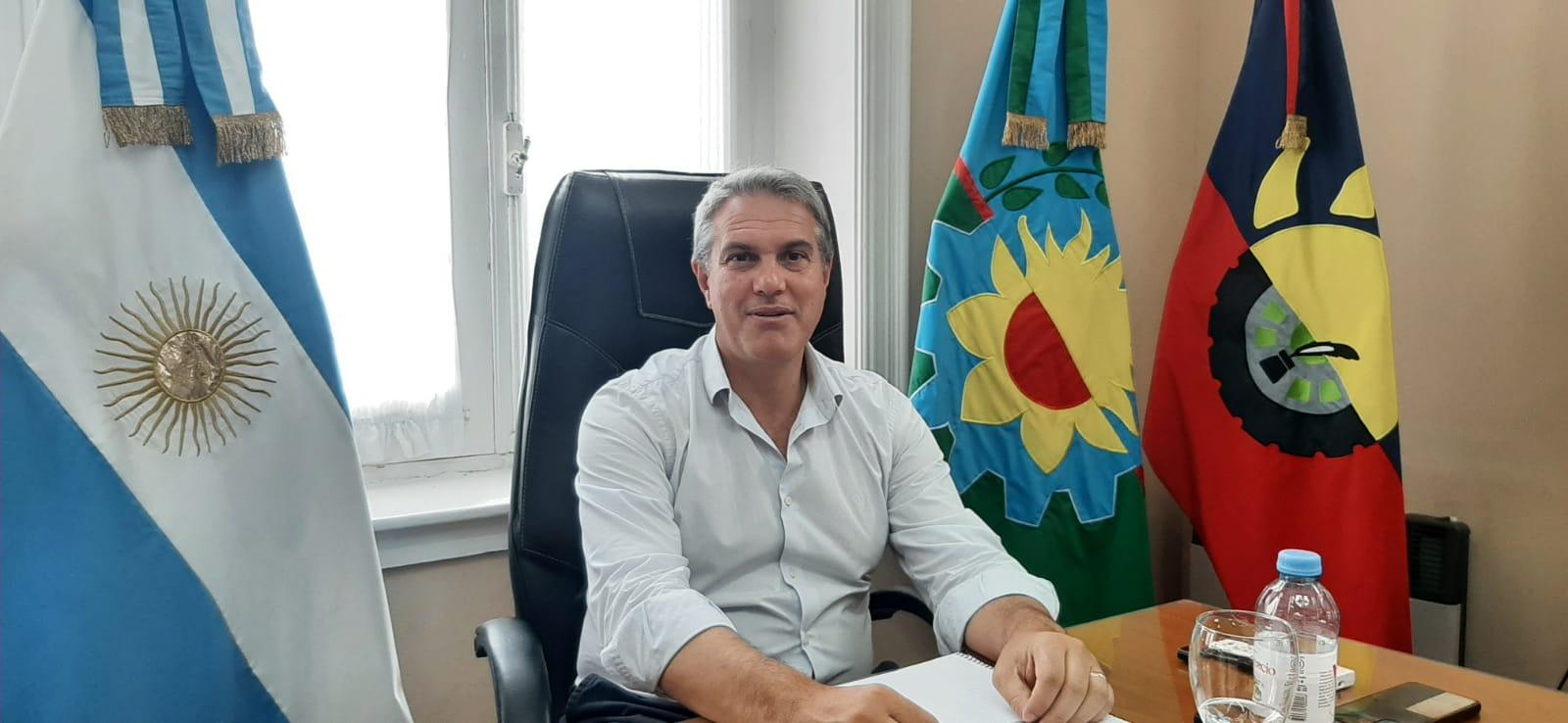 'Nos van a encontrar siempre trabajando'