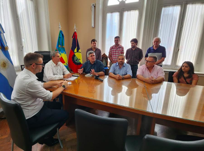 Golía recibió al ministro Rodríguez y firmaron acuerdos para potenciar al sector agrario