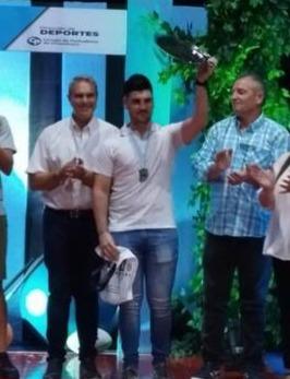 Elio Craparo y Dolores Pérez fueron elegidos como los deportistas del año