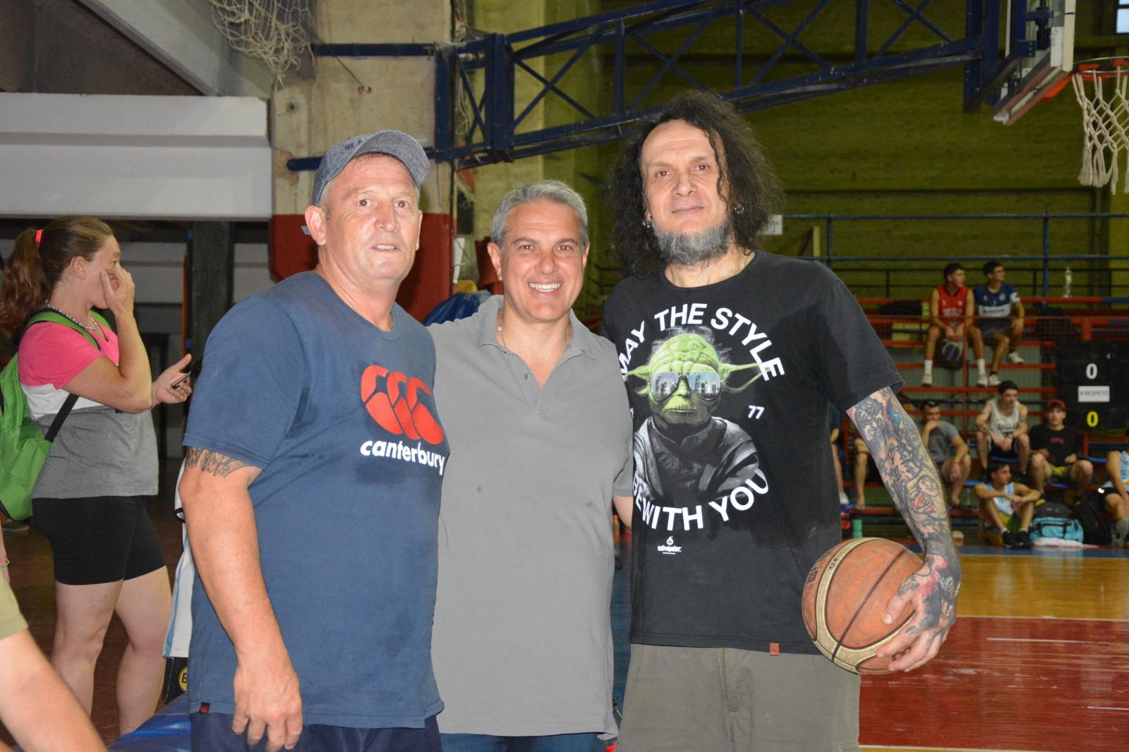 Básquet 3x3 en el Polideportivo Municipal