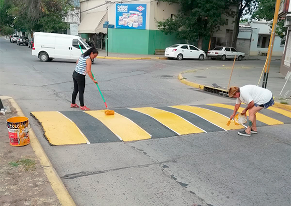 Pintado y mantenimiento en distintos puntos de la ciudad