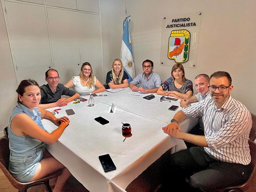 Ante la ausencia del gobierno nacional, el municipio acompaña a la UTN