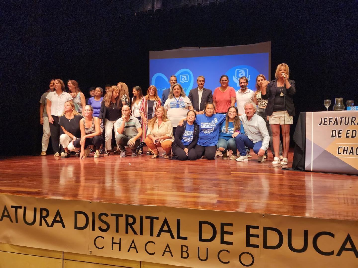 El Intendente estuvo presente en una capacitación docente sobre TEA