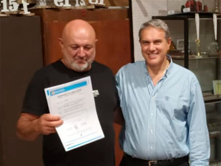 Golía entregó la habilitación a la sede social del Club de Autos del Ayer