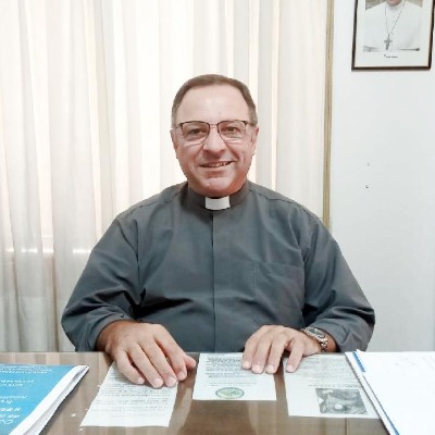 'La alegría de la resurrección es el fundamento de nuestro camino en la fe'