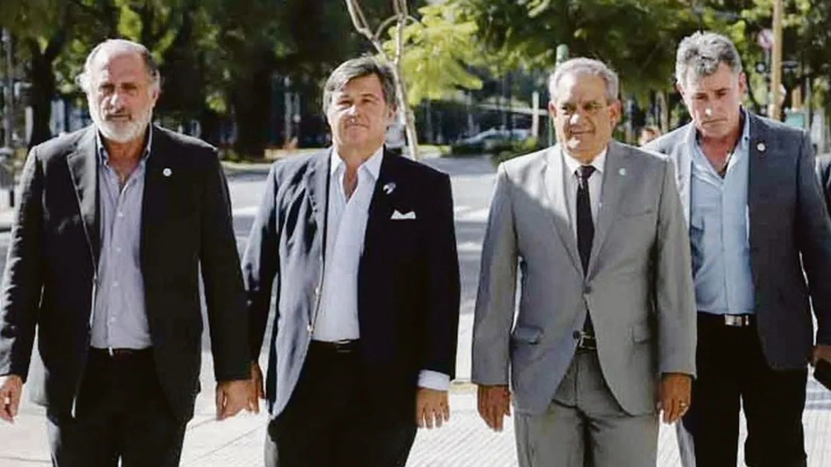 El campo exige una devaluación porque el amague de suba de retenciones les hizo perder 300 millones