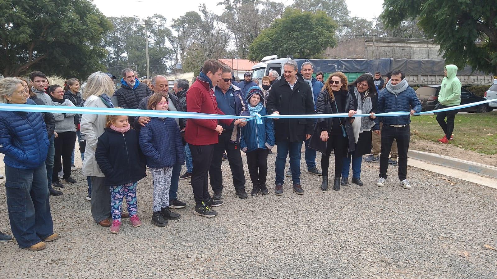 Inauguraron la obra de cordón cuneta