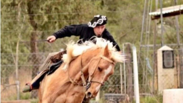 Un jinete murió al caer de su caballo en un festival de doma en Arrecifes