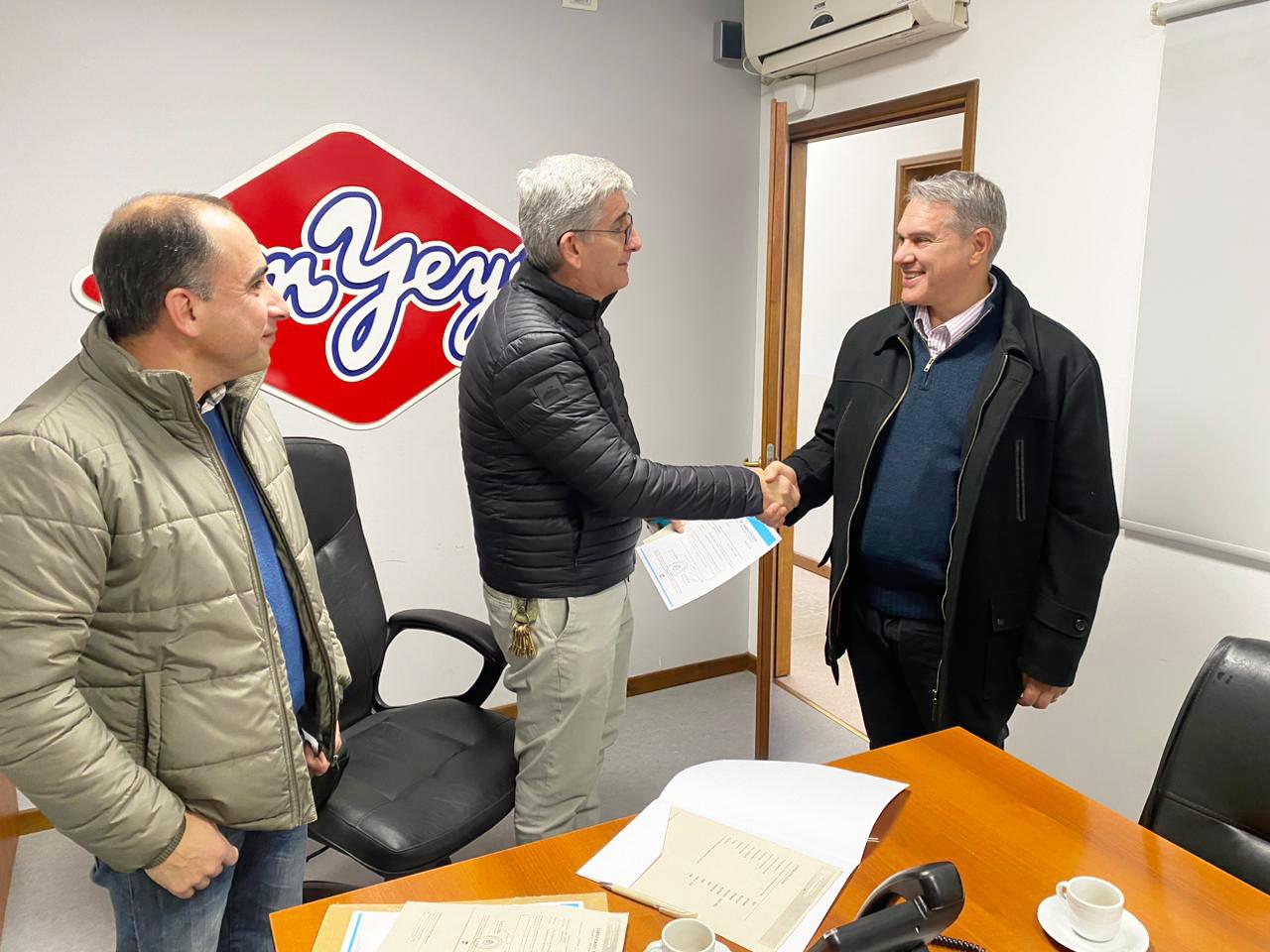 Dario Golía fue recibido por el titular de Don Yeyo Ariel Gagliano