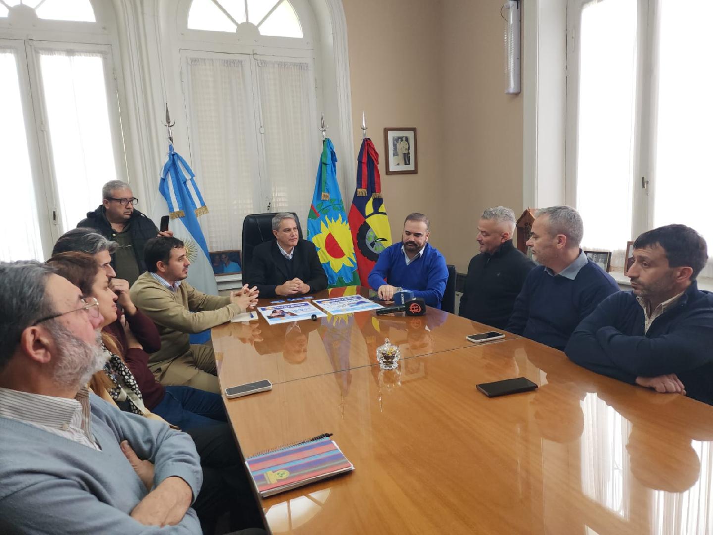 Presentaron un programa de descuento para comercios locales