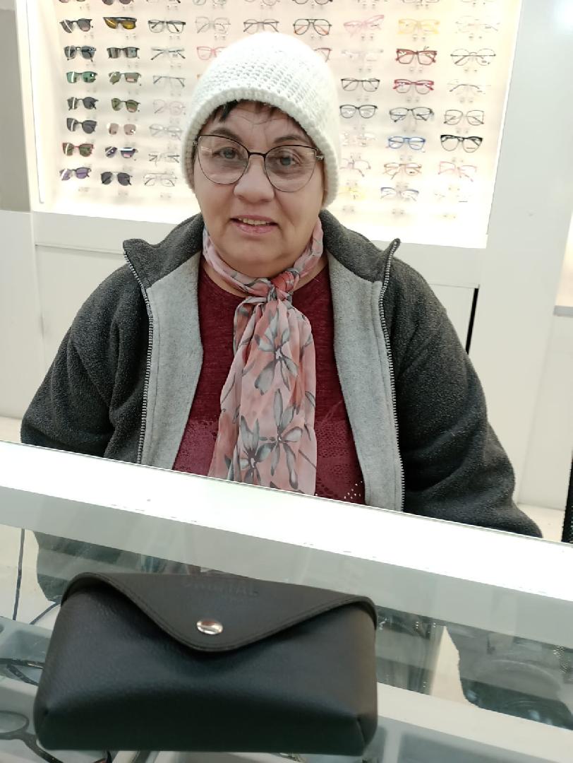 Ya se entregaron más de una decena de anteojos gratis
