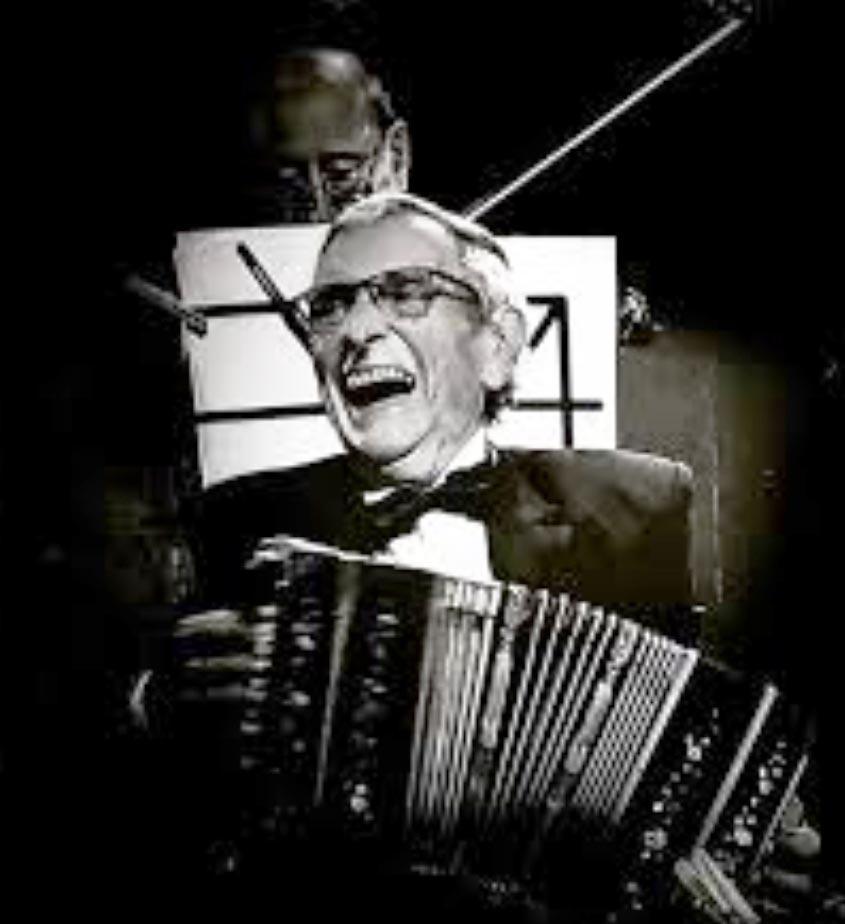 El rey del tango que hace seis meses se fue de gira