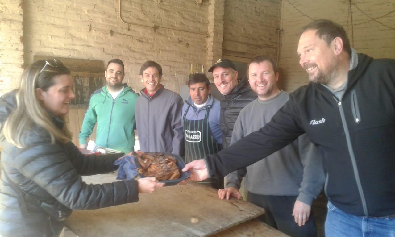 Pollada por el Club Social
