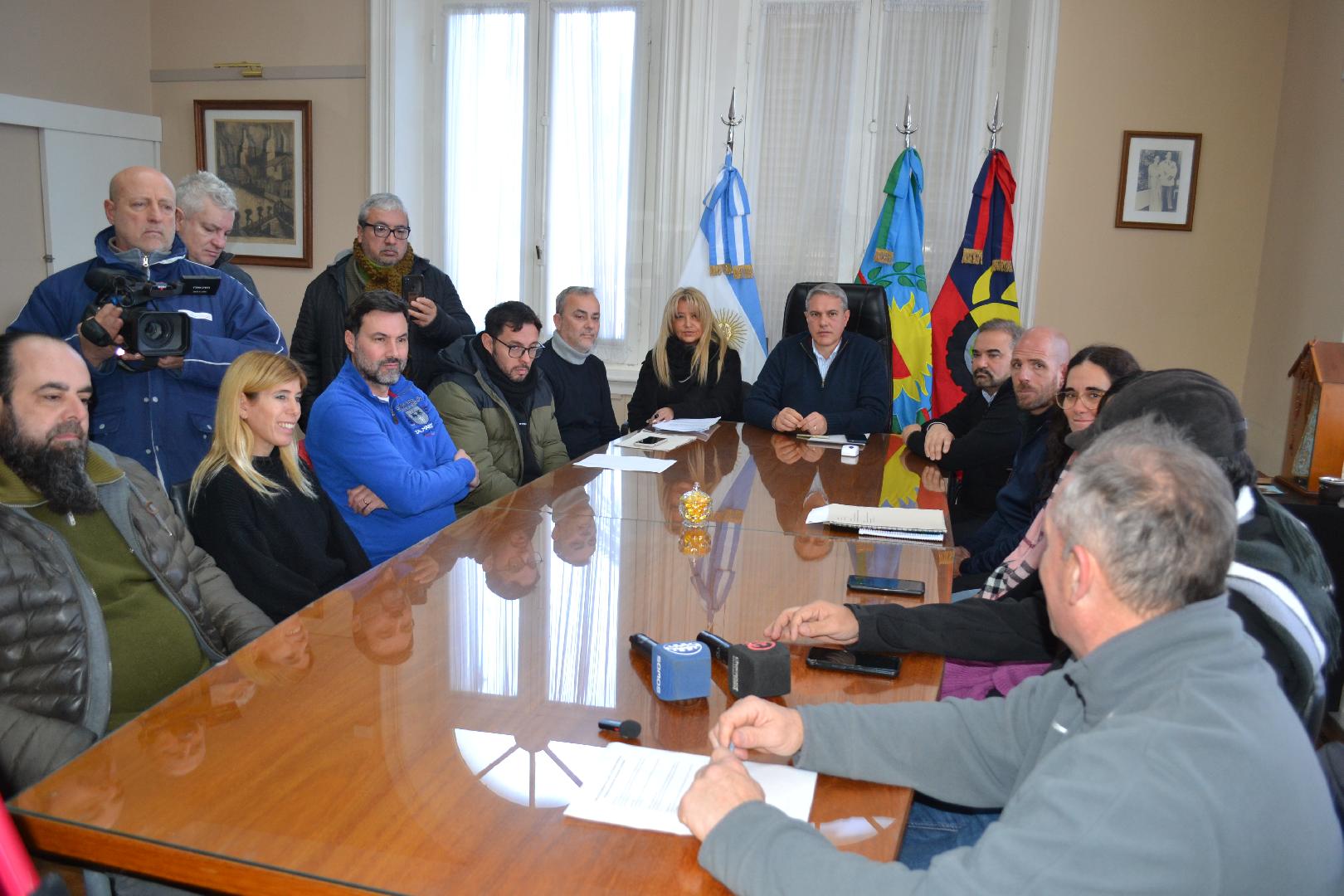 Presentaron todas las actividades culturales, deportivas y sociales para las vacaciones de invierno