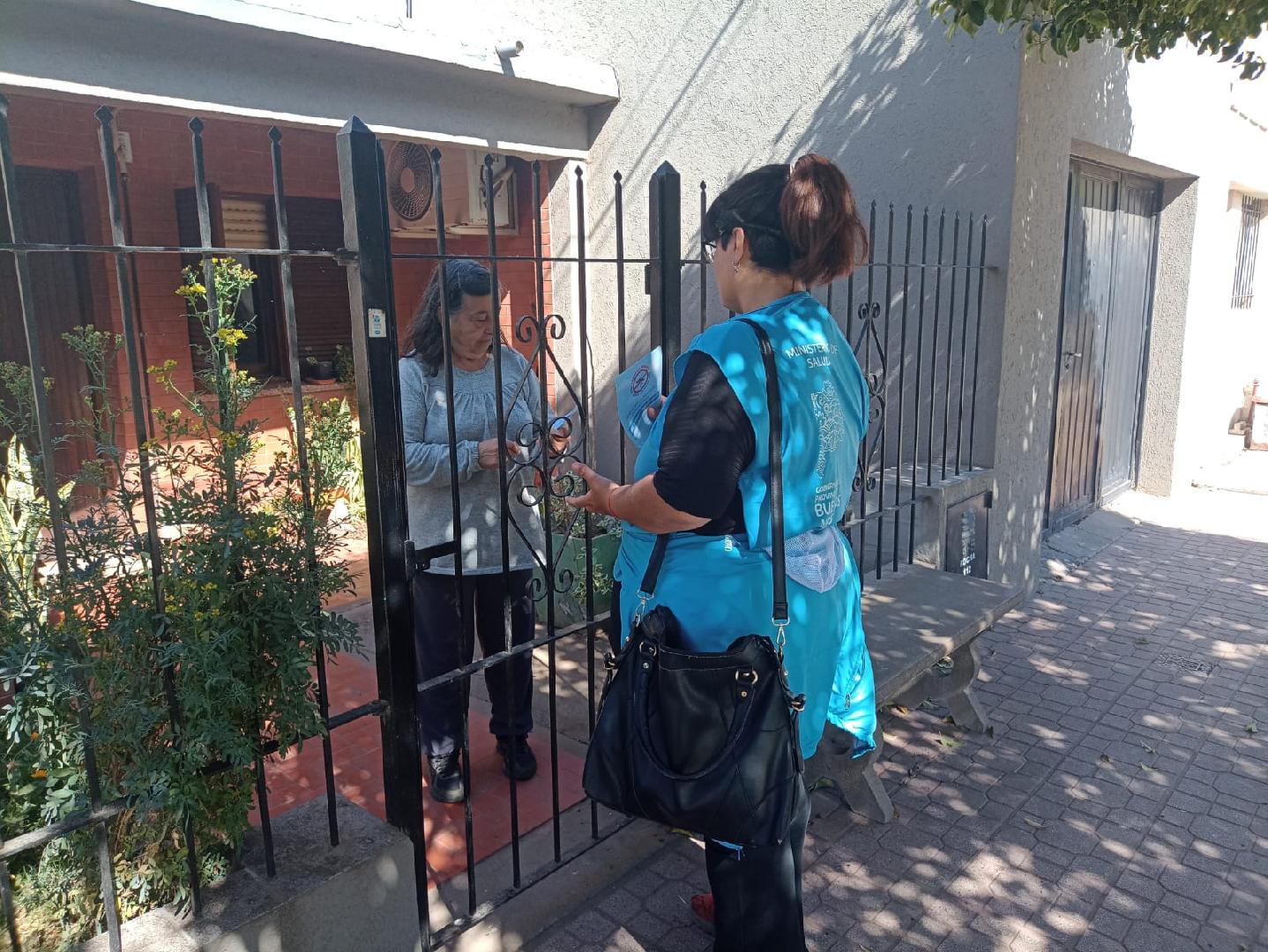 Acciones preventivas contra el Dengue en diferentes barrios