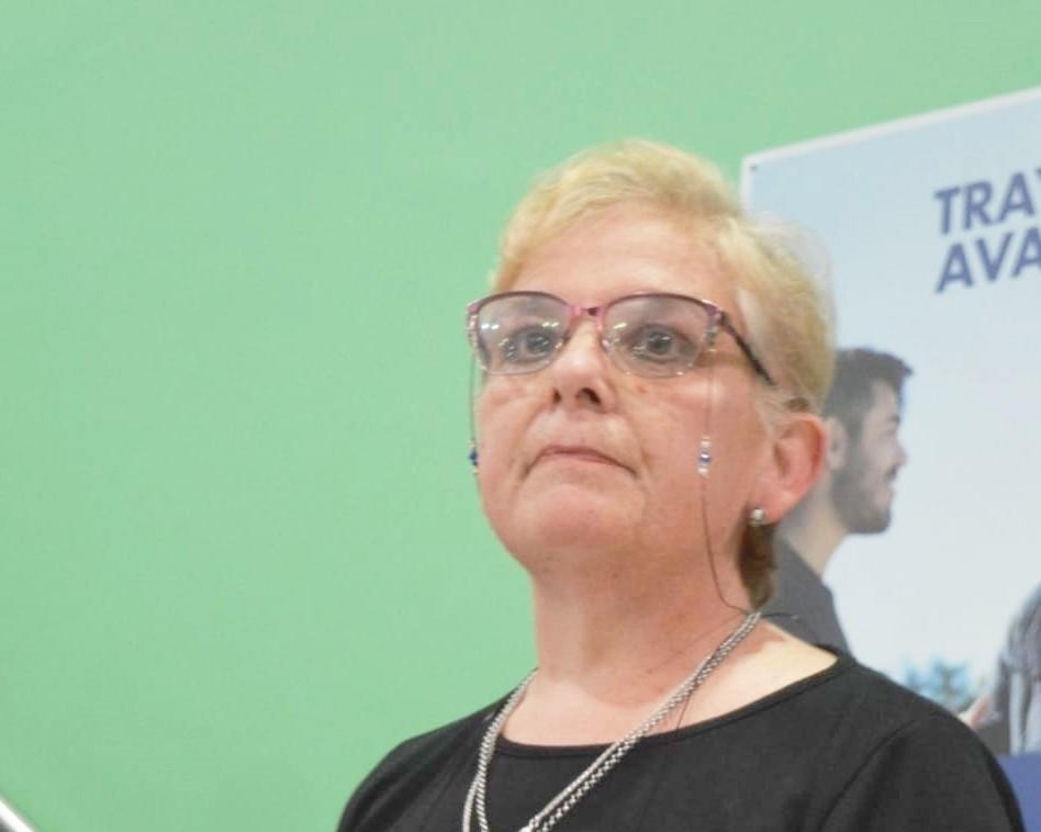 El presente es atender los comedores y el futuro es la educación para el trabajo