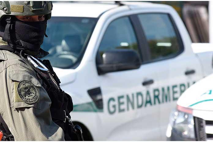 Fuerte presencia de gendarmes y policías federales 