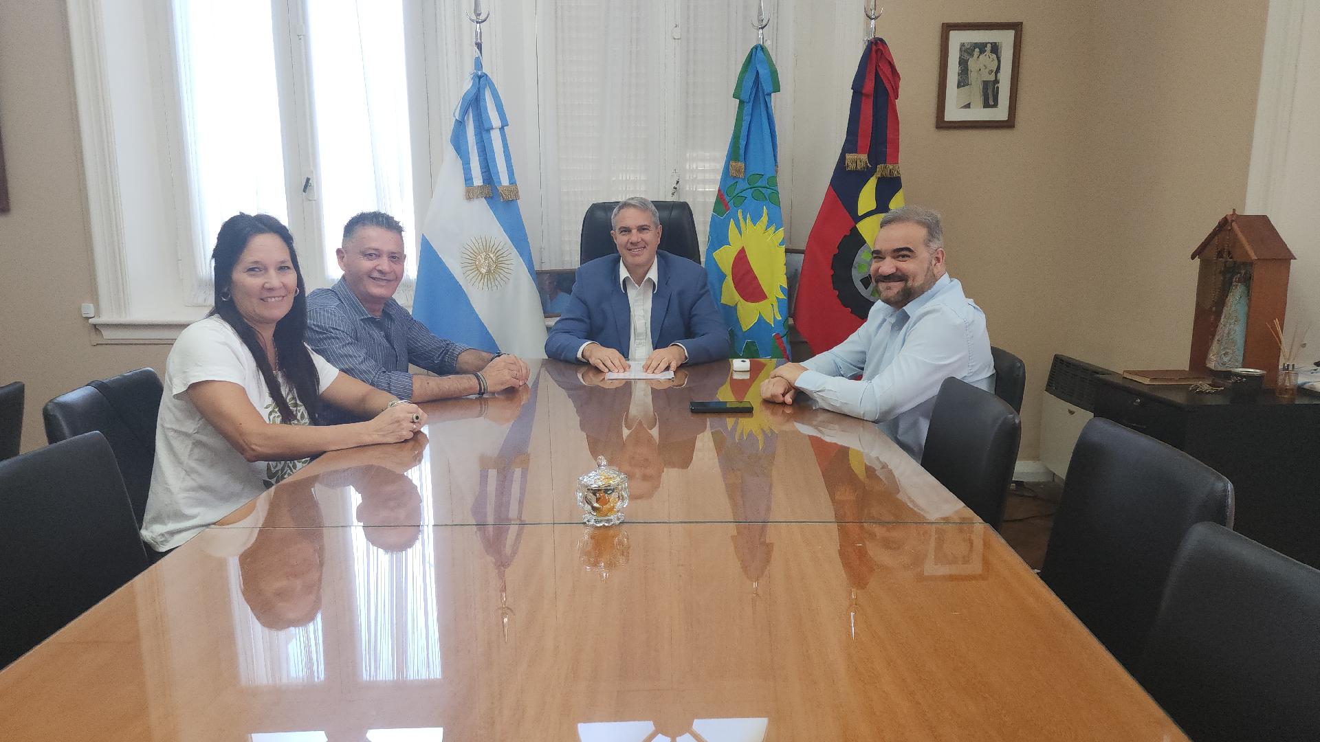 Golía reconoce la trayectoria de Darío Guilloti tras casi 40 años de servicio en el Municipio