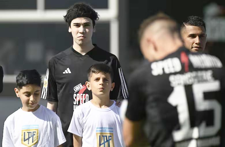 La escasa seriedad de Riestra