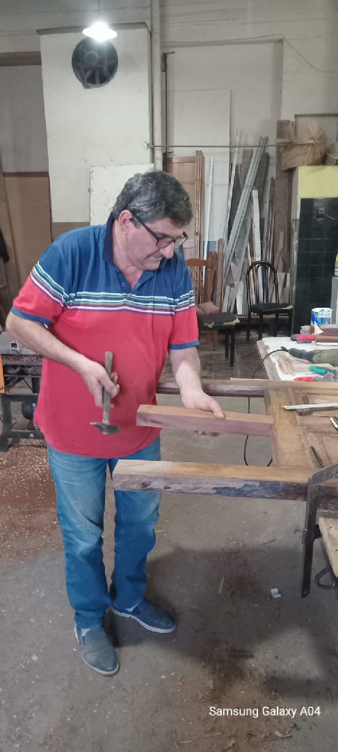 "La nobleza de la madera es la que nos relata historias a través del tiempo"