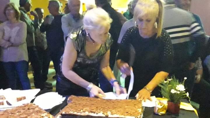 Festejo en el Club de los Abuelos