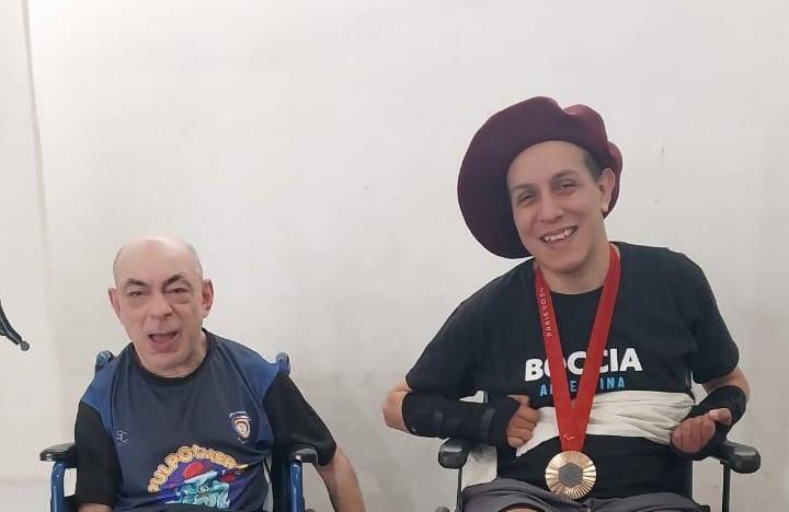 UNA MEDALLA DE BRONCE BIEN CAMPERA
