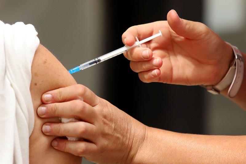 Comienza la campaña de vacunación contra el dengue
