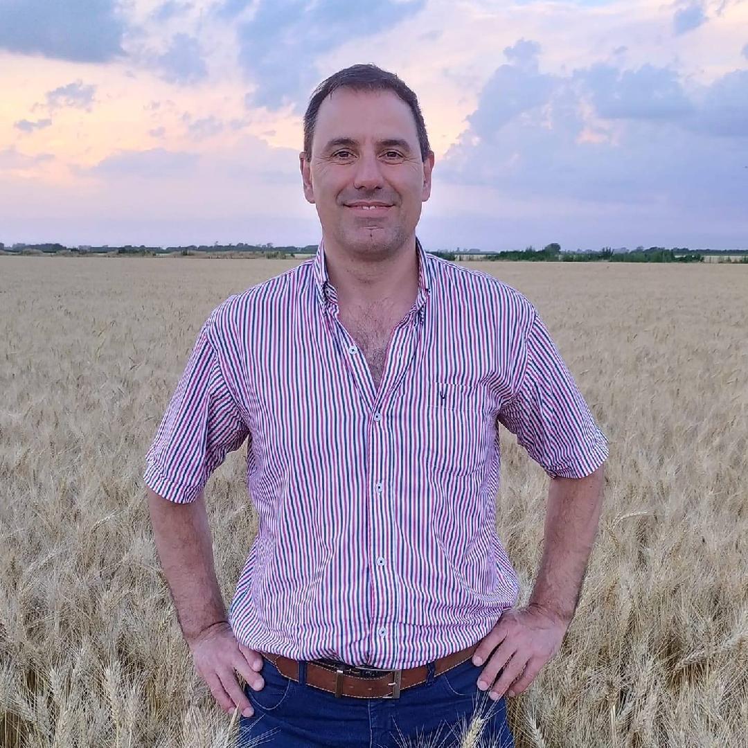 Libertarios desplazados arman con Villarruel