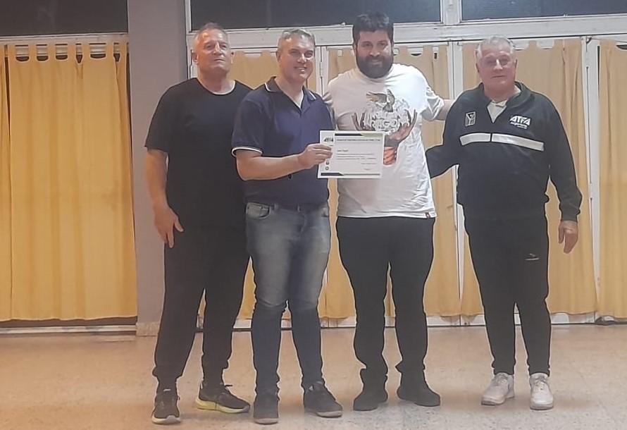 Se Entregaron diplomas a los DT