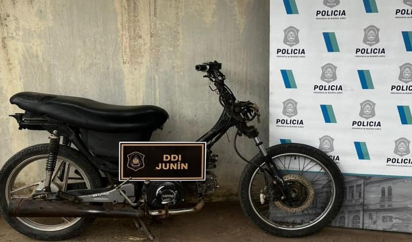 Recuperan una moto que había sido robada
