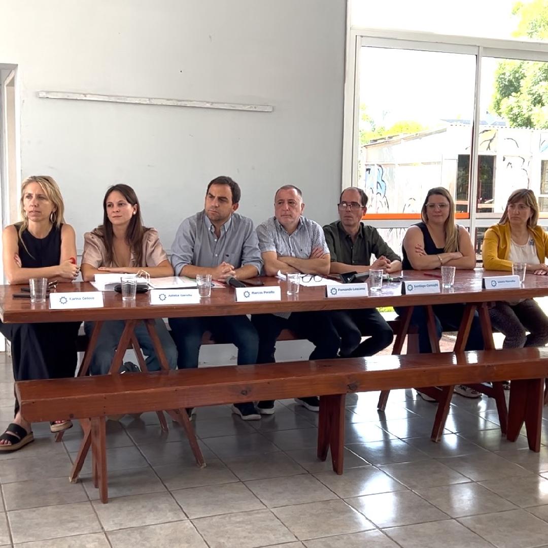 La irresponsabilidad política sólo perjudica a los vecinos.