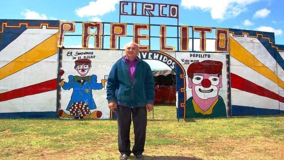 Papelito puso fin a su show luego de más de 60 años de trayectoria