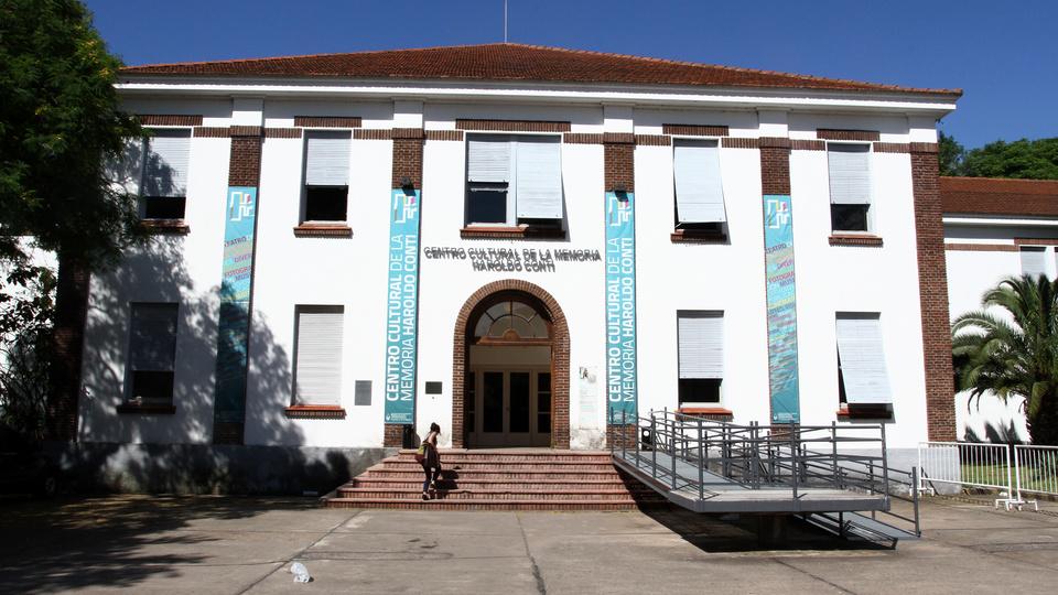 El Gobierno nacional cerró el Centro Cultural Haroldo Conti 