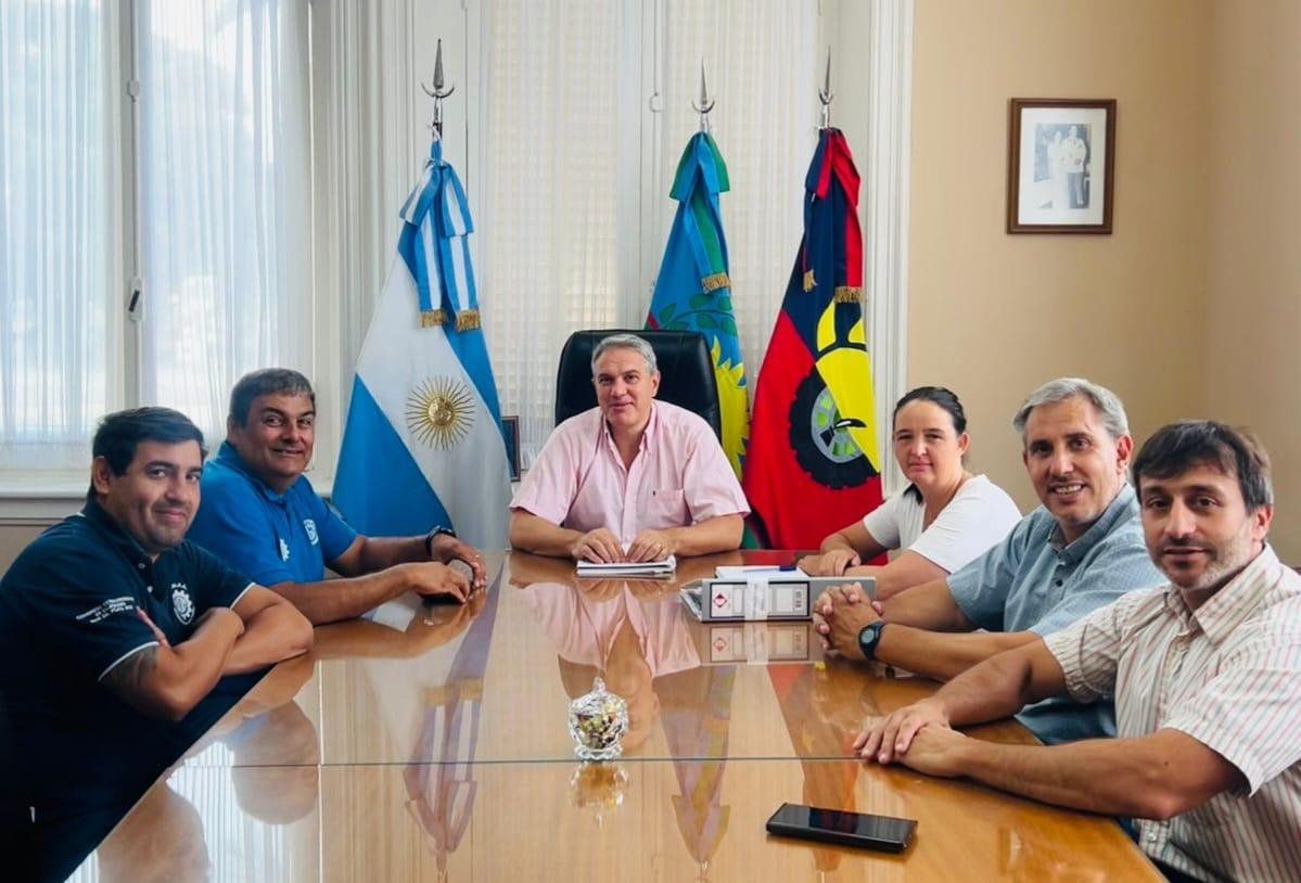 Golía se reunió con la UOM