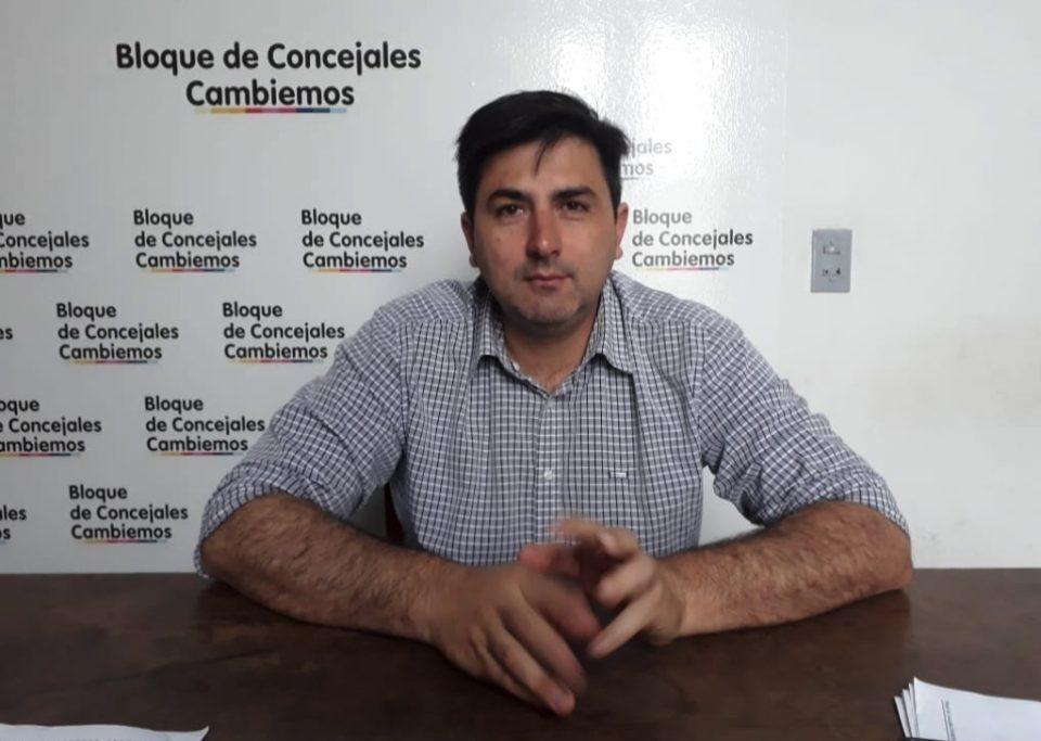 'La UCR tiene que ser una opción y no un refugio para agarrar lugares'
