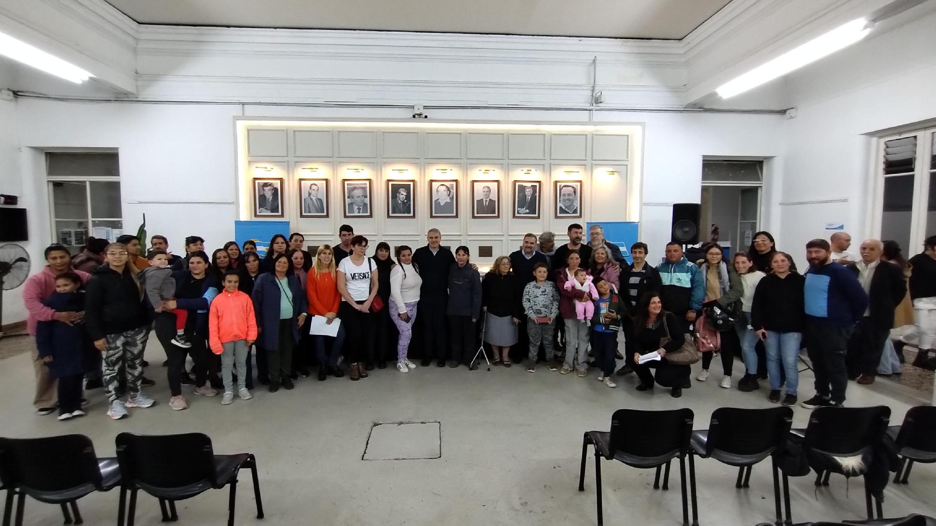 Golía firmó convenio junto a los beneficiarios