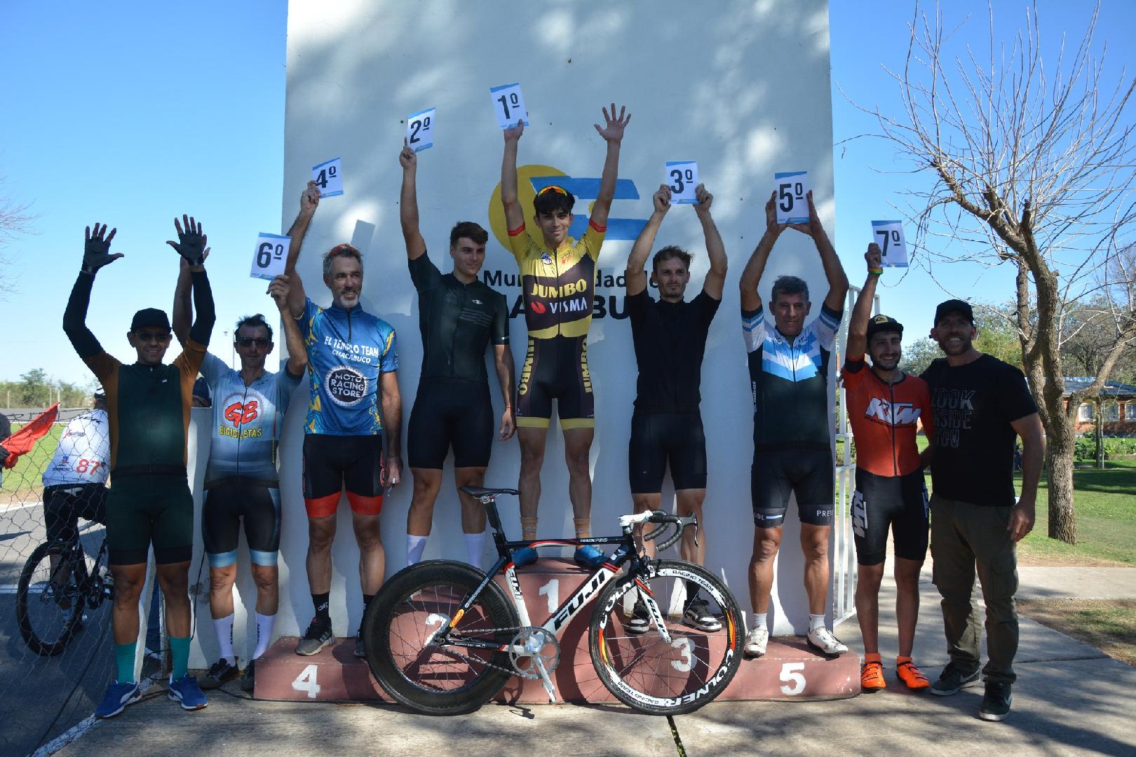 Se llevó a cabo la competencia en la Pista Municipal