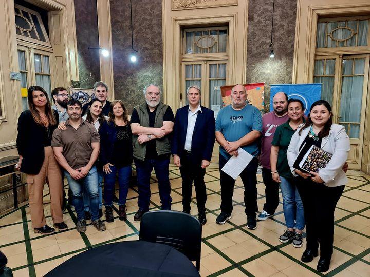  El Gobierno y los gremios sellaron un nuevo acuerdo