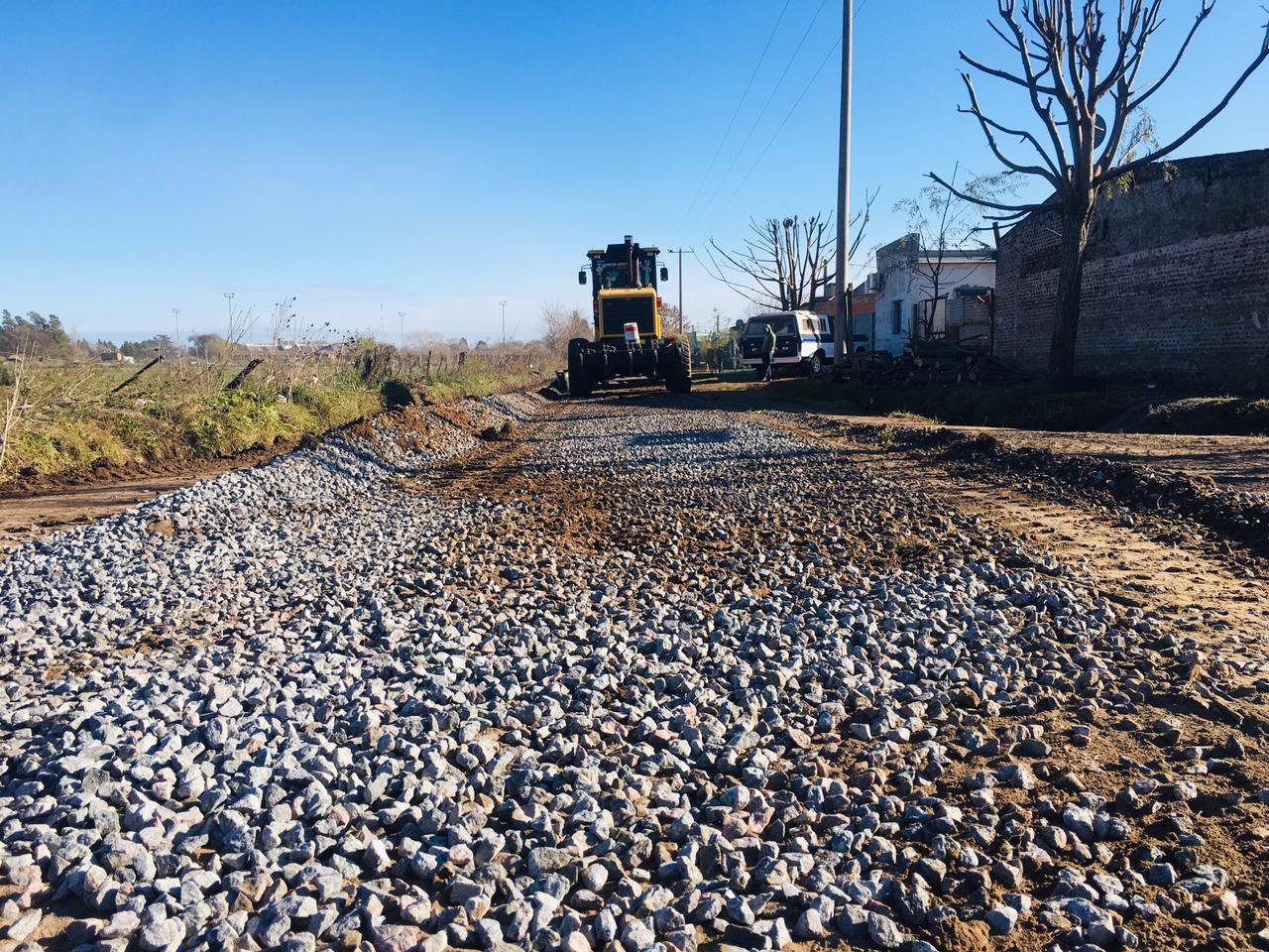  El Gobierno local realizará el mejorado y empedrado de cien cuadras