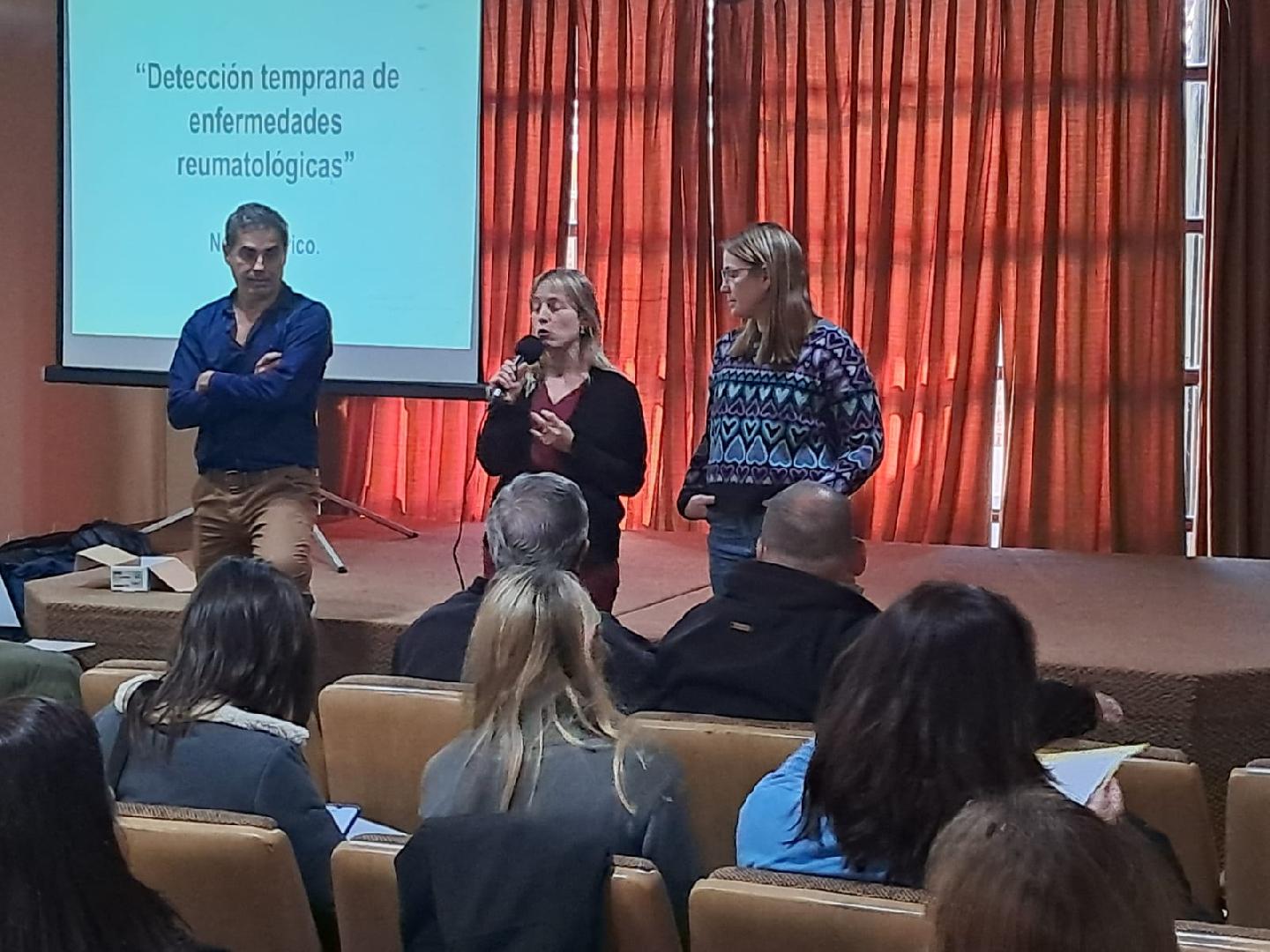 El Dr. Néstor Errico brindó una charla sobre enfermedades reumatológicas
