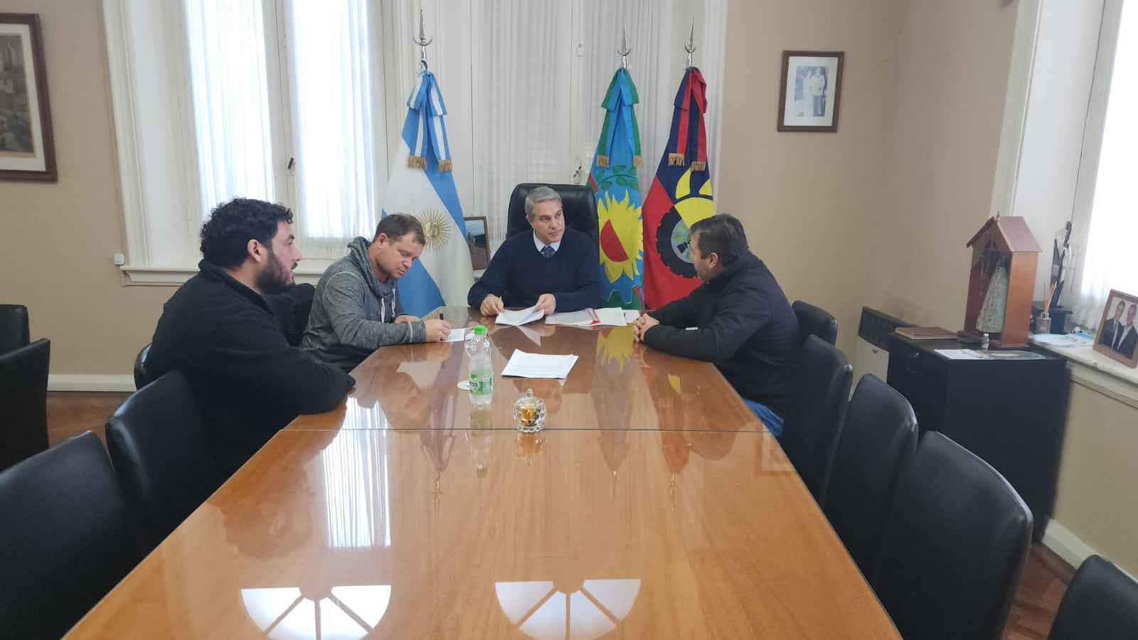 Convenio por créditos a tasa cero para apicultores