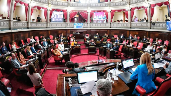 El debate por la reelección indefinida levanta polvareda 