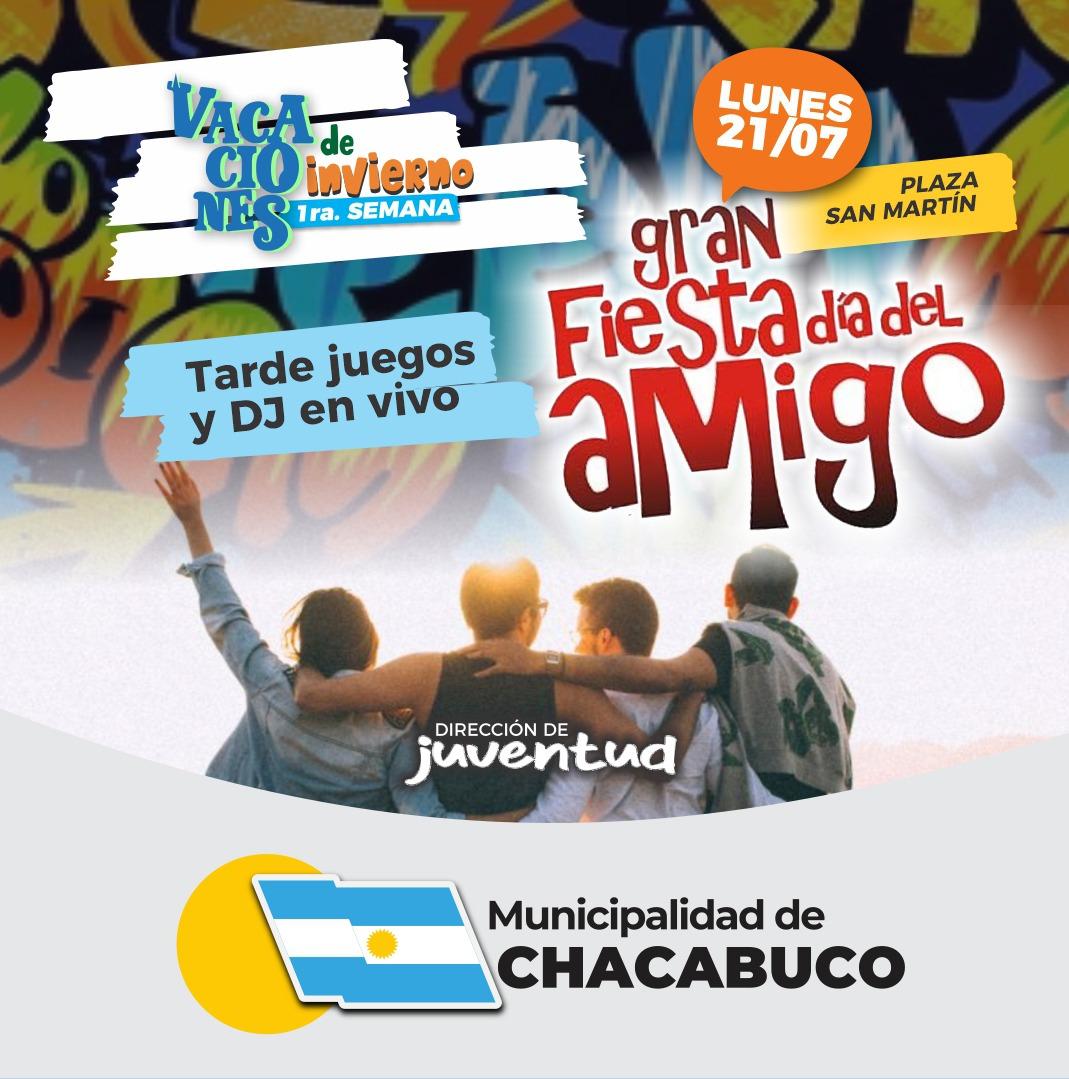 Festejo del Día del Amigo en la plaza San Martín
