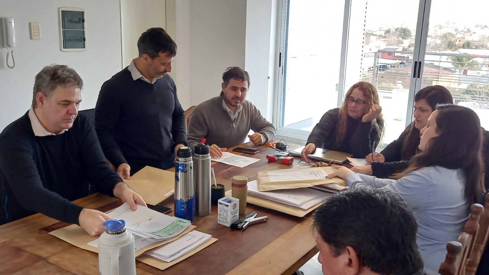 Se abrieron los sobres y corren los plazos para análisis e impugnaciones